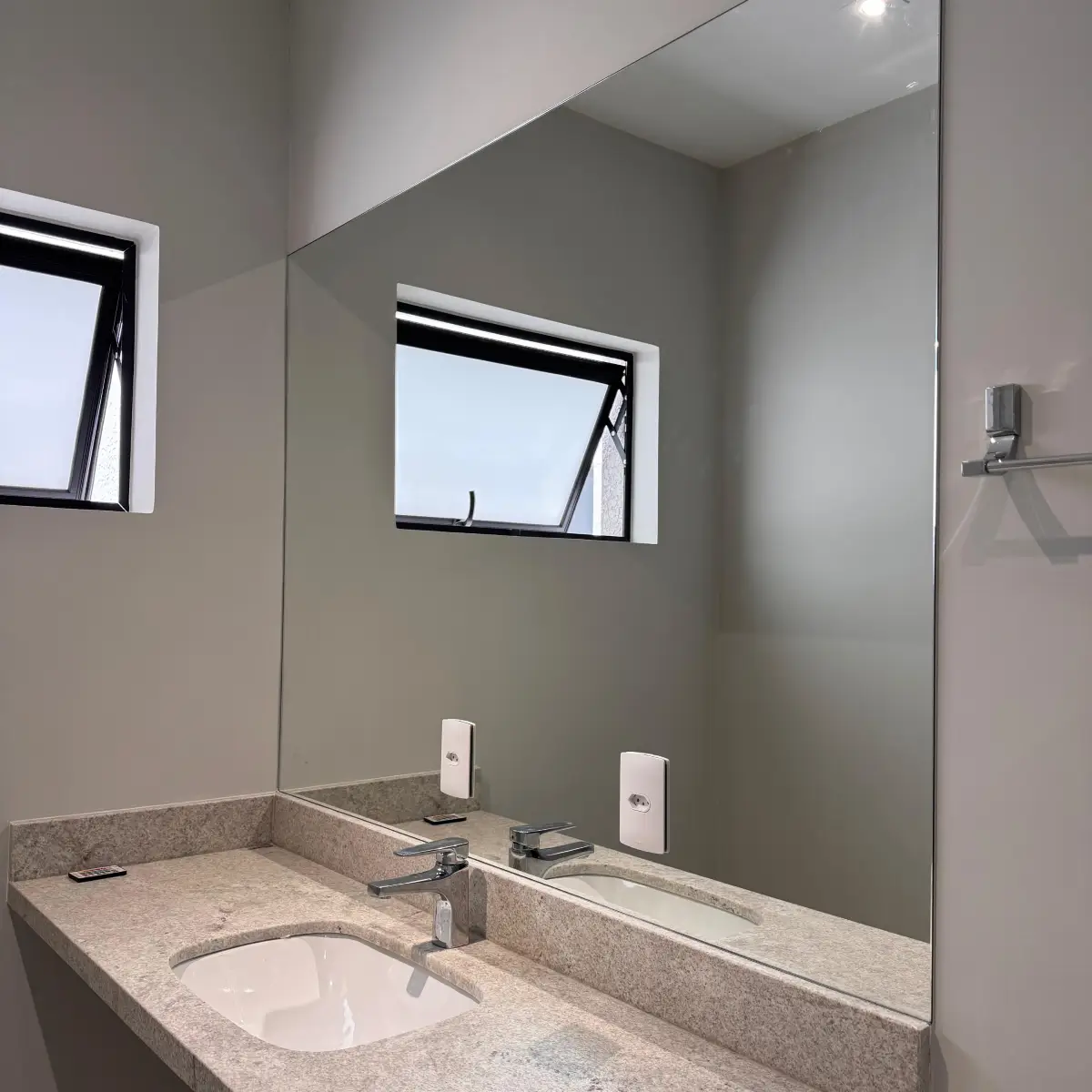 espelhos com led - 08 site reis